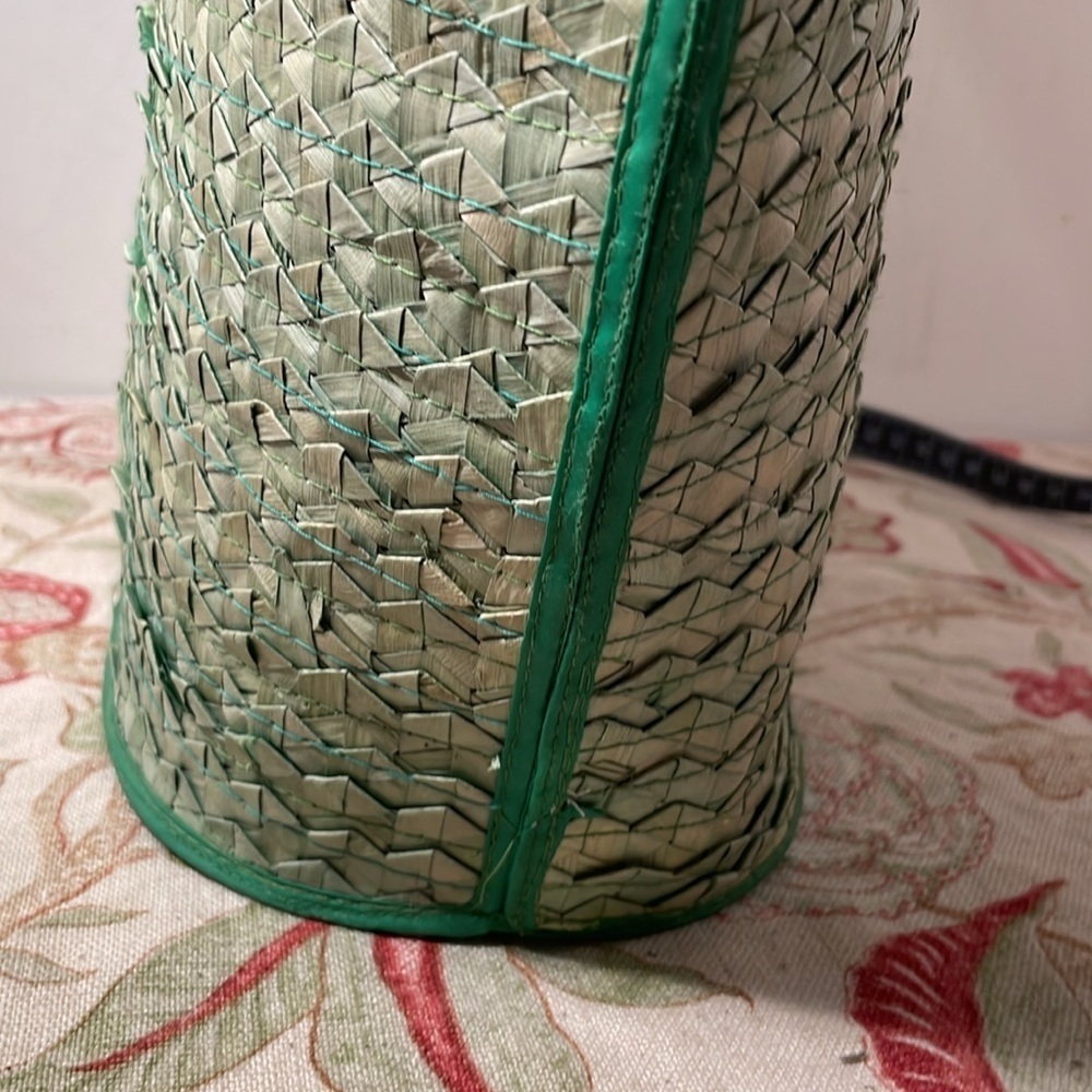 Green Woven Kelly Green Handcrafted Straw Tote Bag with Wooden Handles - Picture 12 of 16